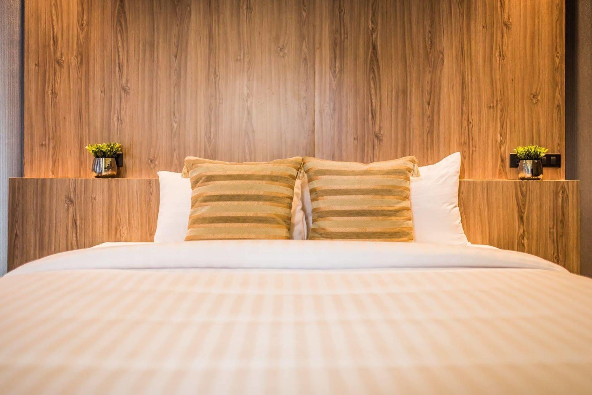 Le Terrarium Bed & Sleep Chiang Rai Hotell Exteriör bild