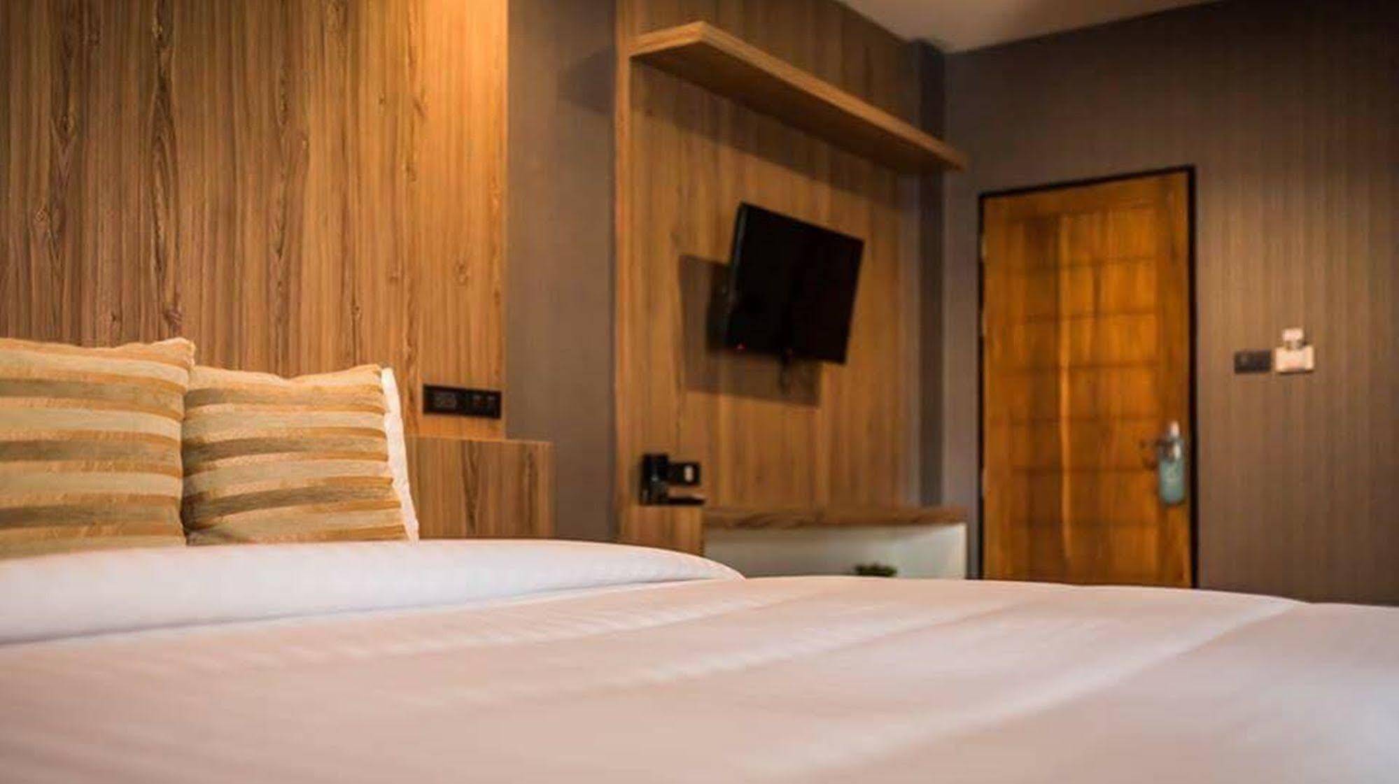 Le Terrarium Bed & Sleep Chiang Rai Hotell Exteriör bild